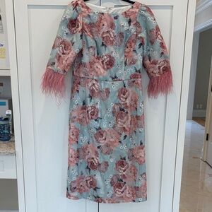 Stunning women floral Aidan Mattox size 10 Pink &Blue cusom feather sleeve Dress
